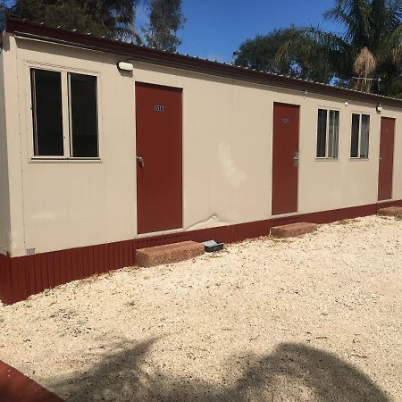 Australind Tourist Park Hotel Exterior photo