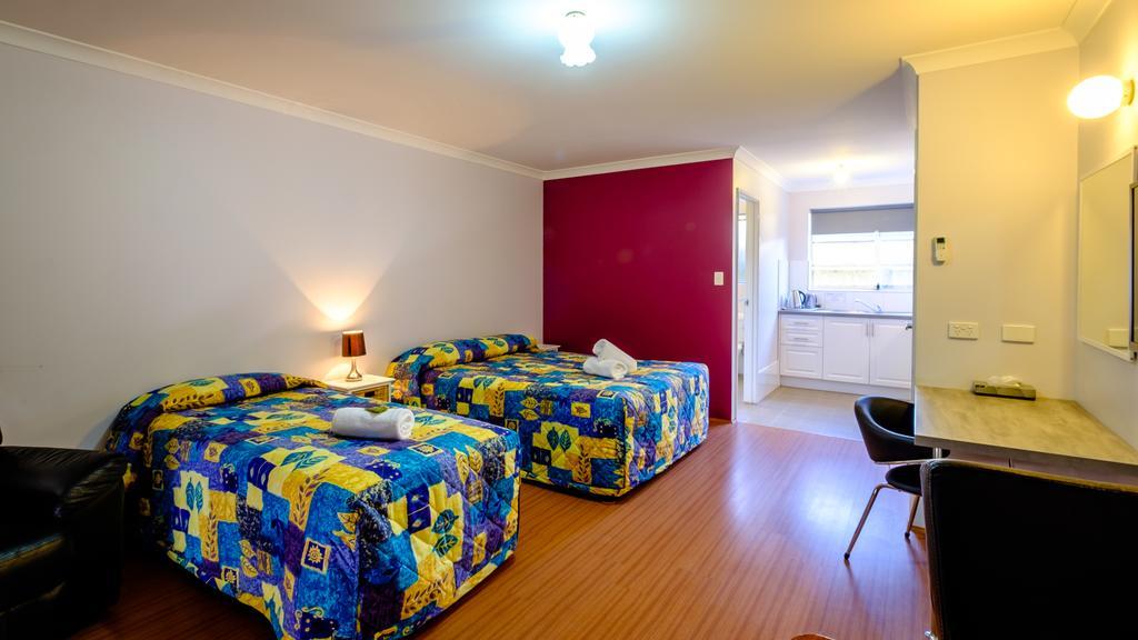 Australind Tourist Park Hotel Exterior photo